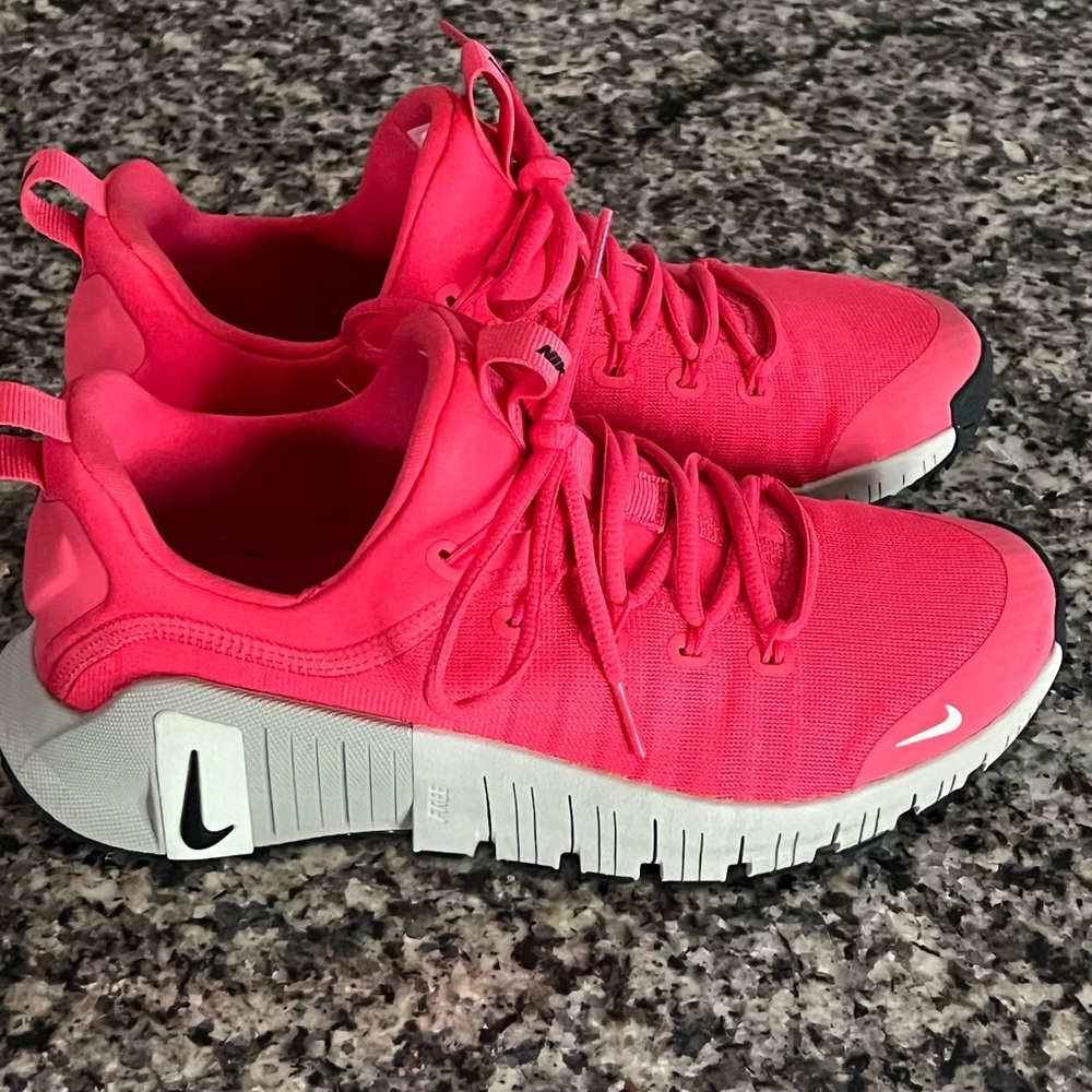 Nike Pink Metcon 6